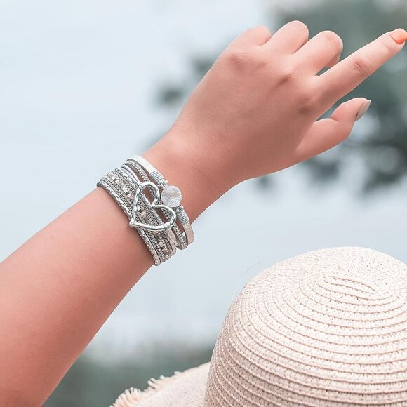 Heart Leather Wrap Bracelet Silver Boho Cuff Rhinetone Magnetic Clasp Women - Picture 2 of 9